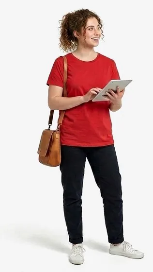 Freelancer mit Tablet, bereit für Aufträge